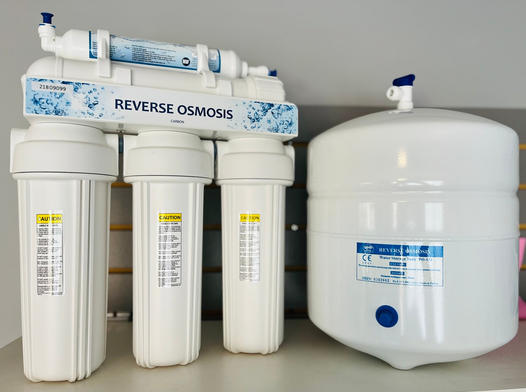 The Clear Water Shop Facebook ad: 3 Signs Your Reverse Osmosis Water Filter Needs…