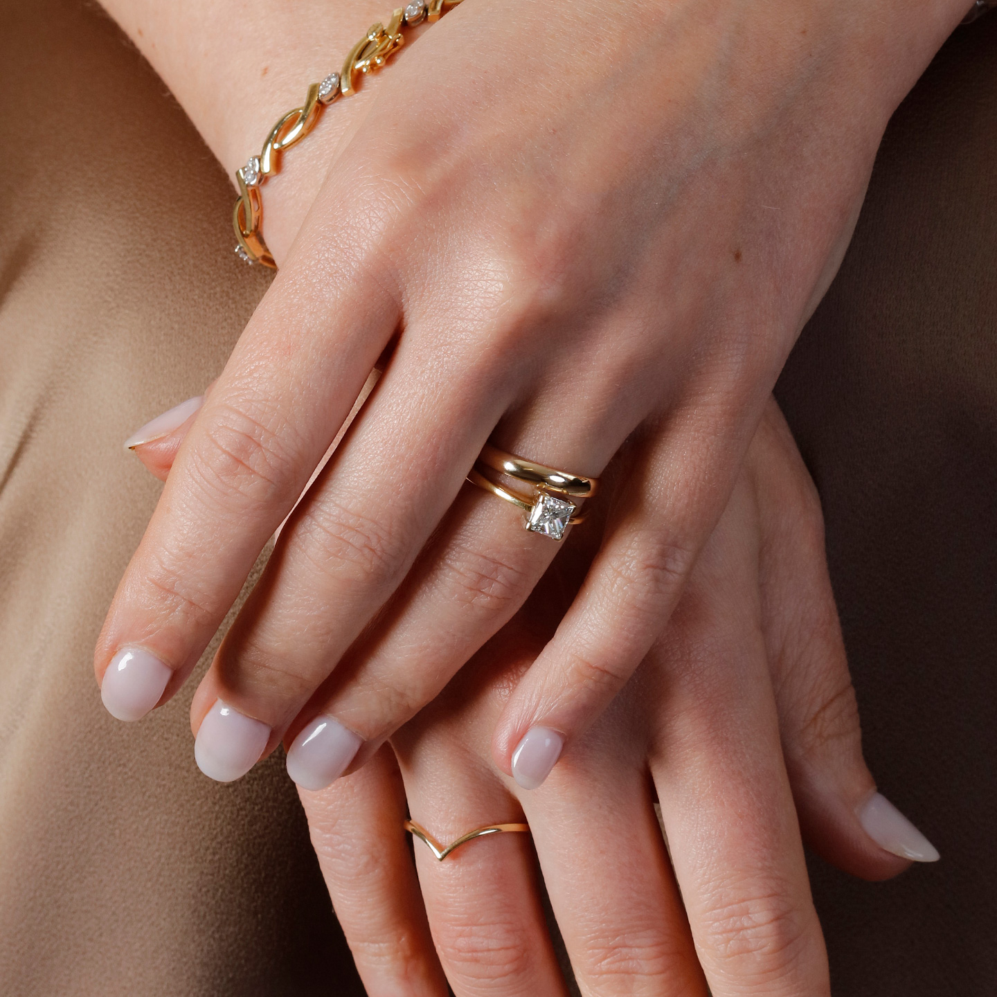 William May Jewellers Facebook ad: Luxury. Elegance. Value.