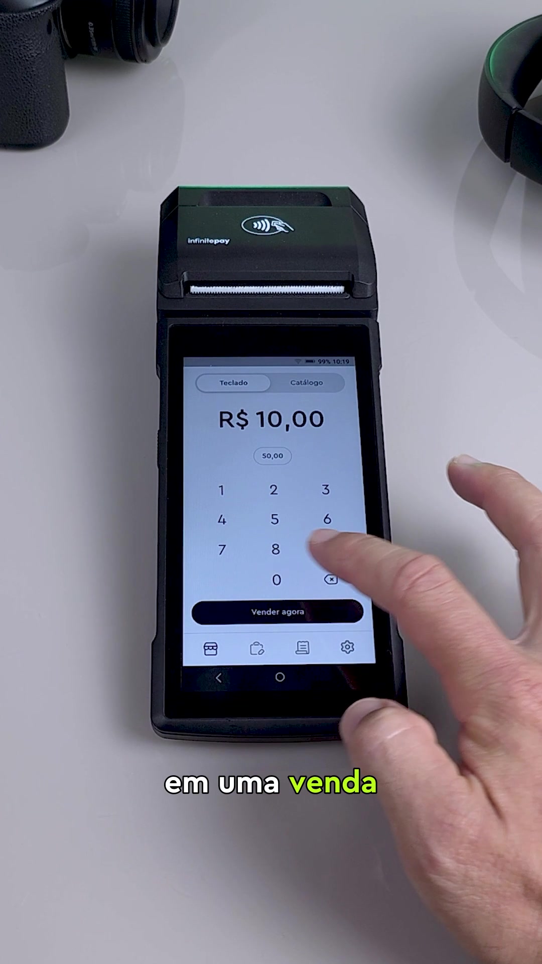 InfinitePay Facebook ad: Máquina de cartão com as menores taxas