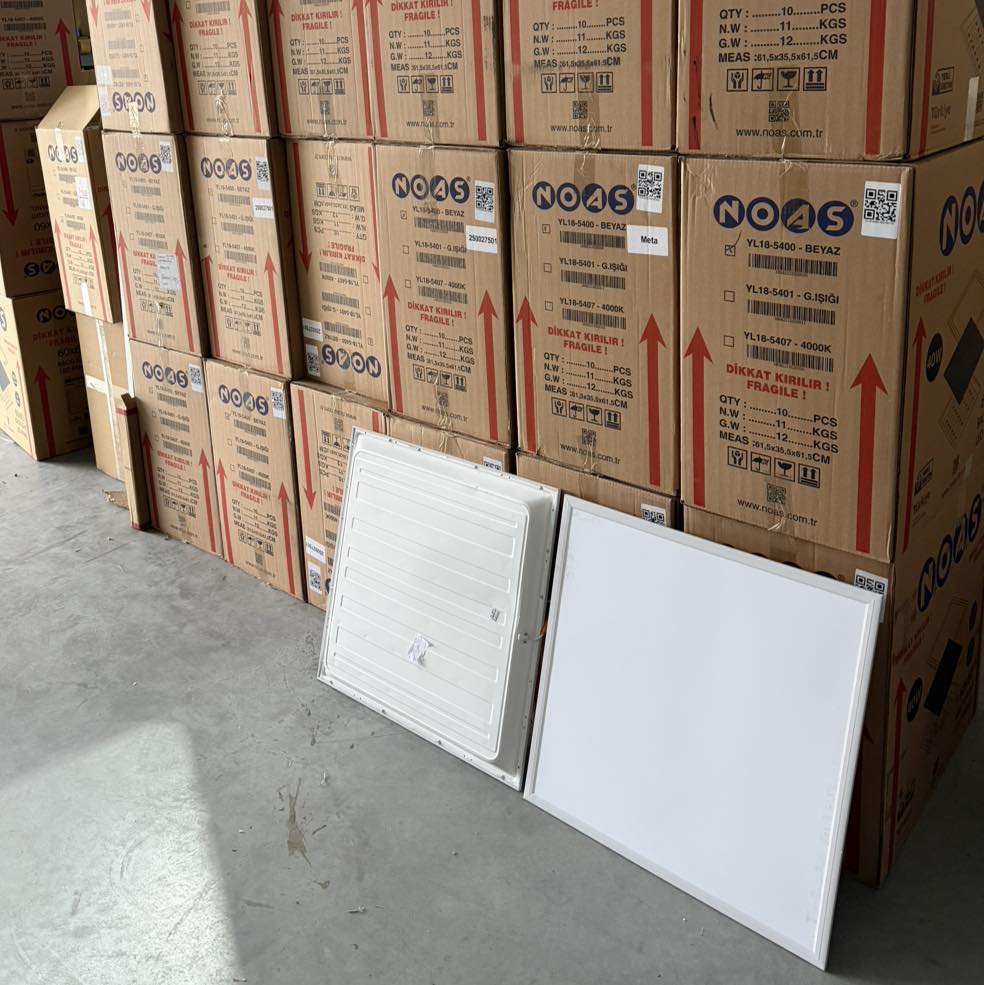 Ledrasveta Facebook ad: Led panel 60x60 40w 6500k ili 4000k