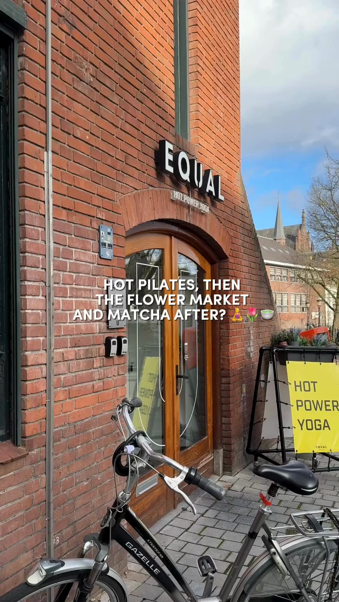 Equal Yoga Facebook ad: Join us now in Utrecht