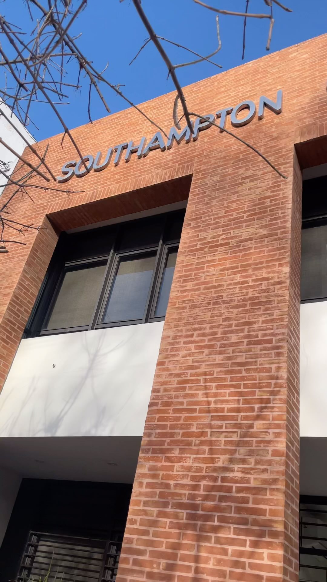 southamptonschool.ba Facebook ad: Les mostramos un poco de cómo se ve…