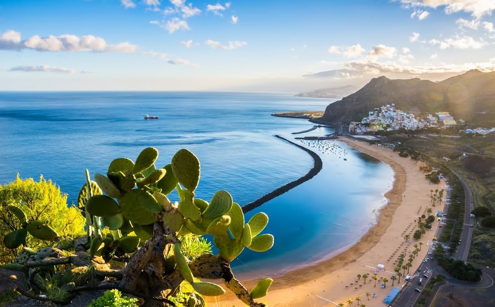 Hays Travel Westbourne Facebook ad