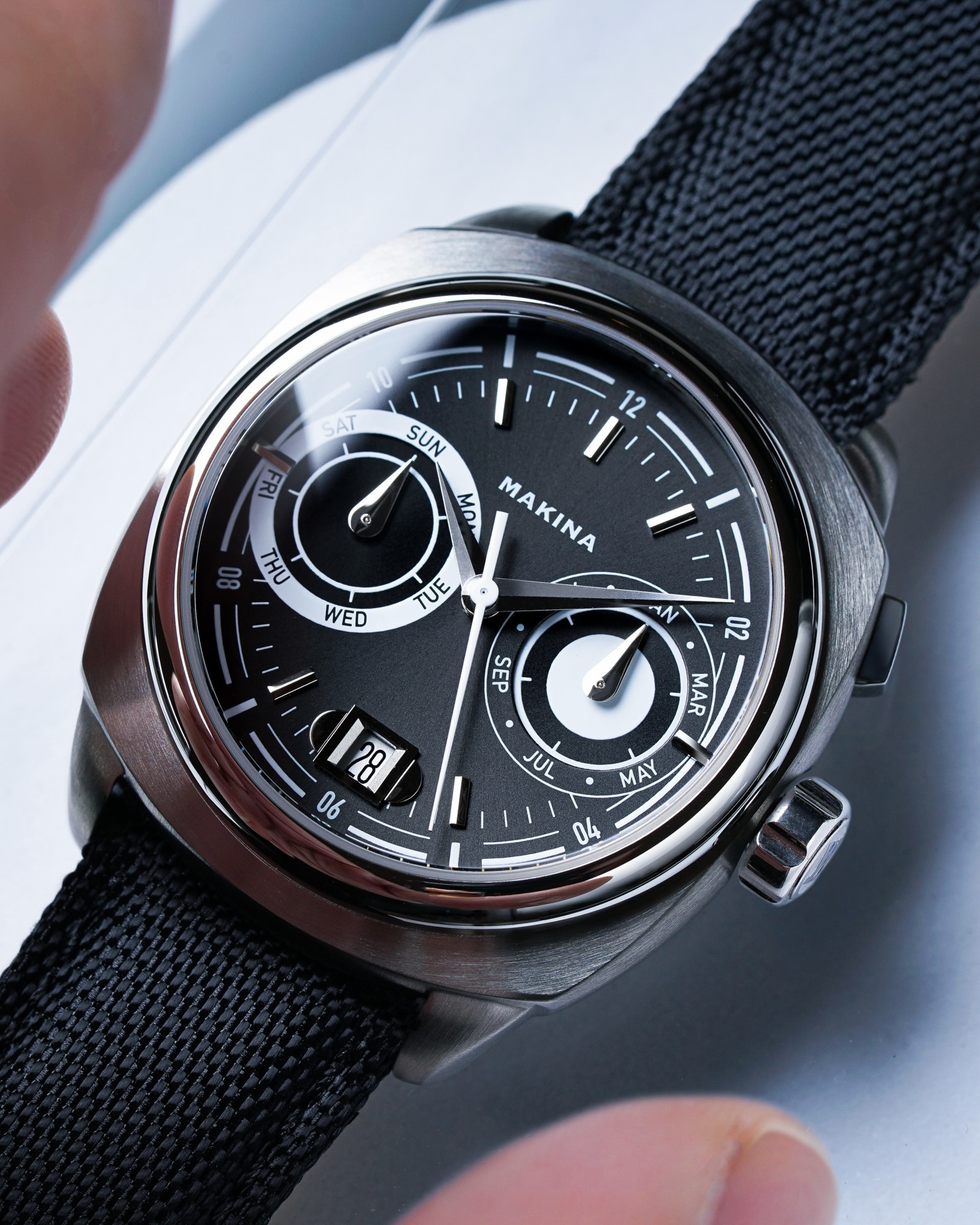 Makina Watches Facebook ad: Brand new iteration of MAKINA’s Uriel line.