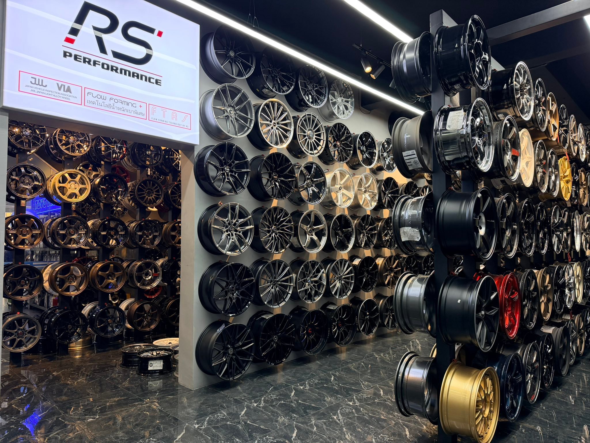 Toyo Tires Kulim (pusat service tayar yhl Motorsports) Facebook ad: Sport Rim Asli Thailand RS PERFORMANCE