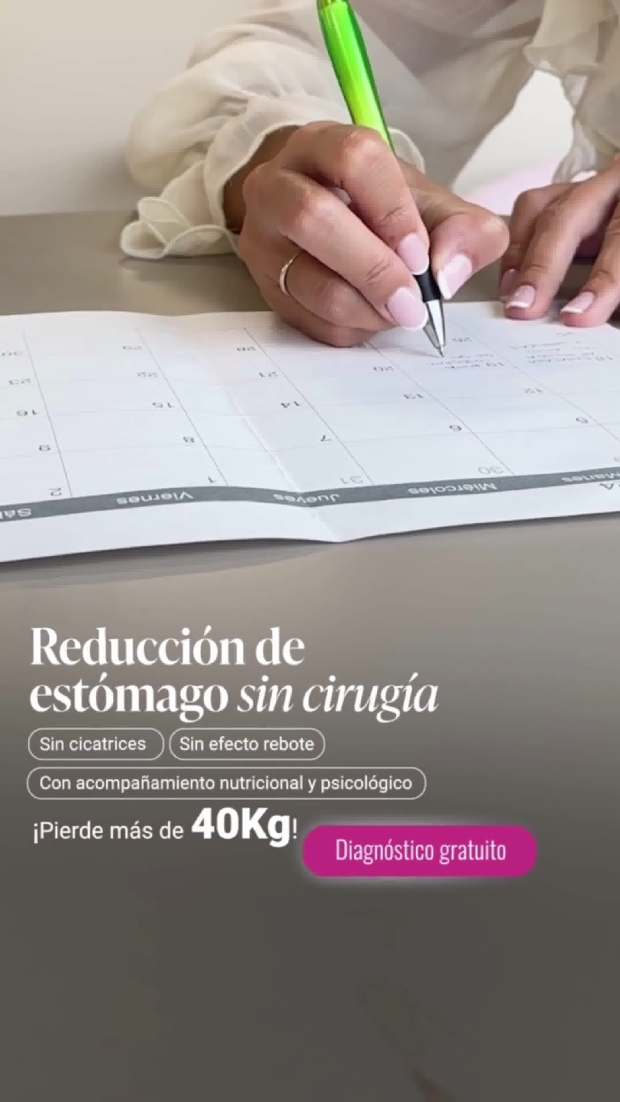 Clínicas Dorsia Facebook ad from Nov 5, 2025