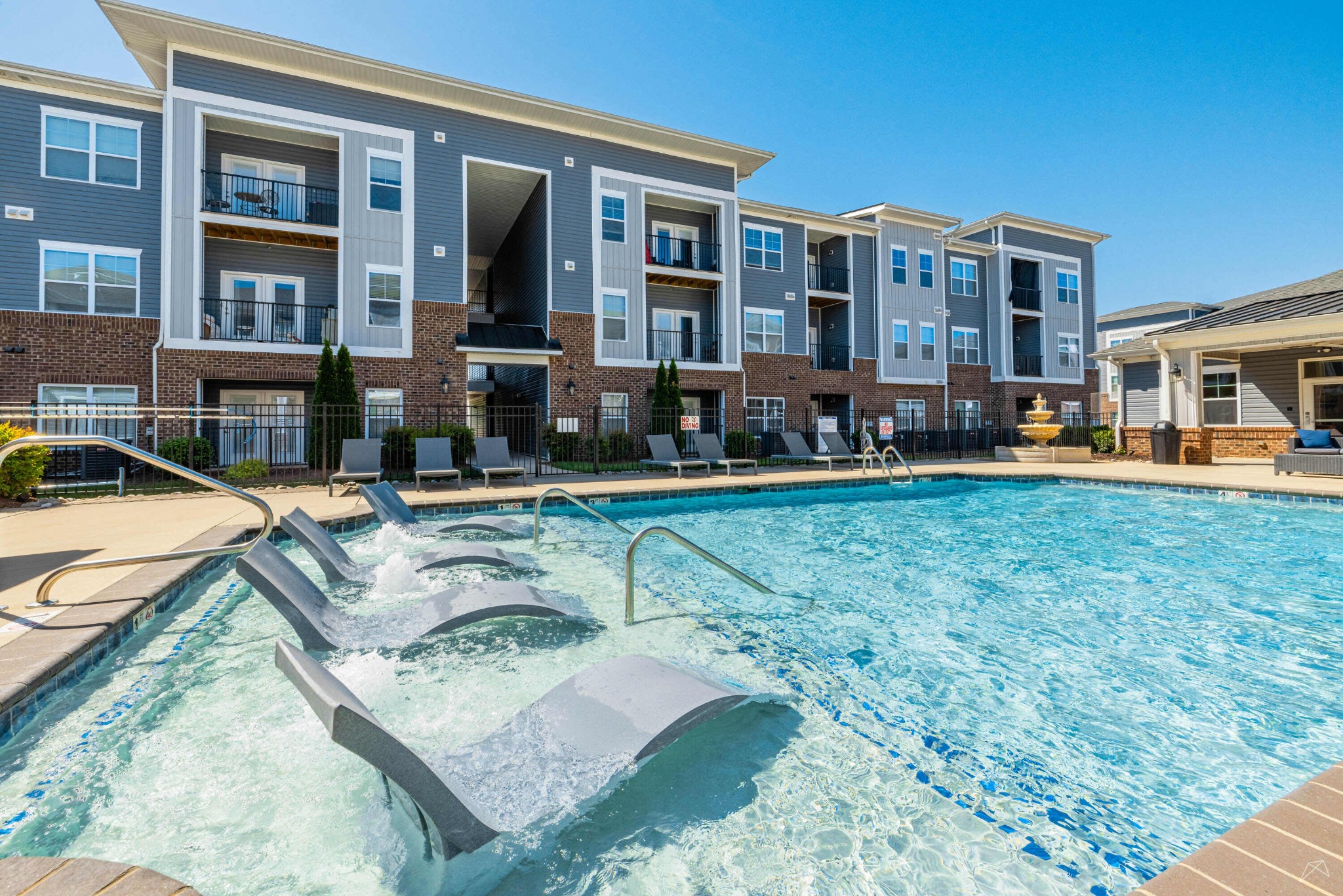 Grand Oaks Apartments Facebook ad from May 7, 2026
