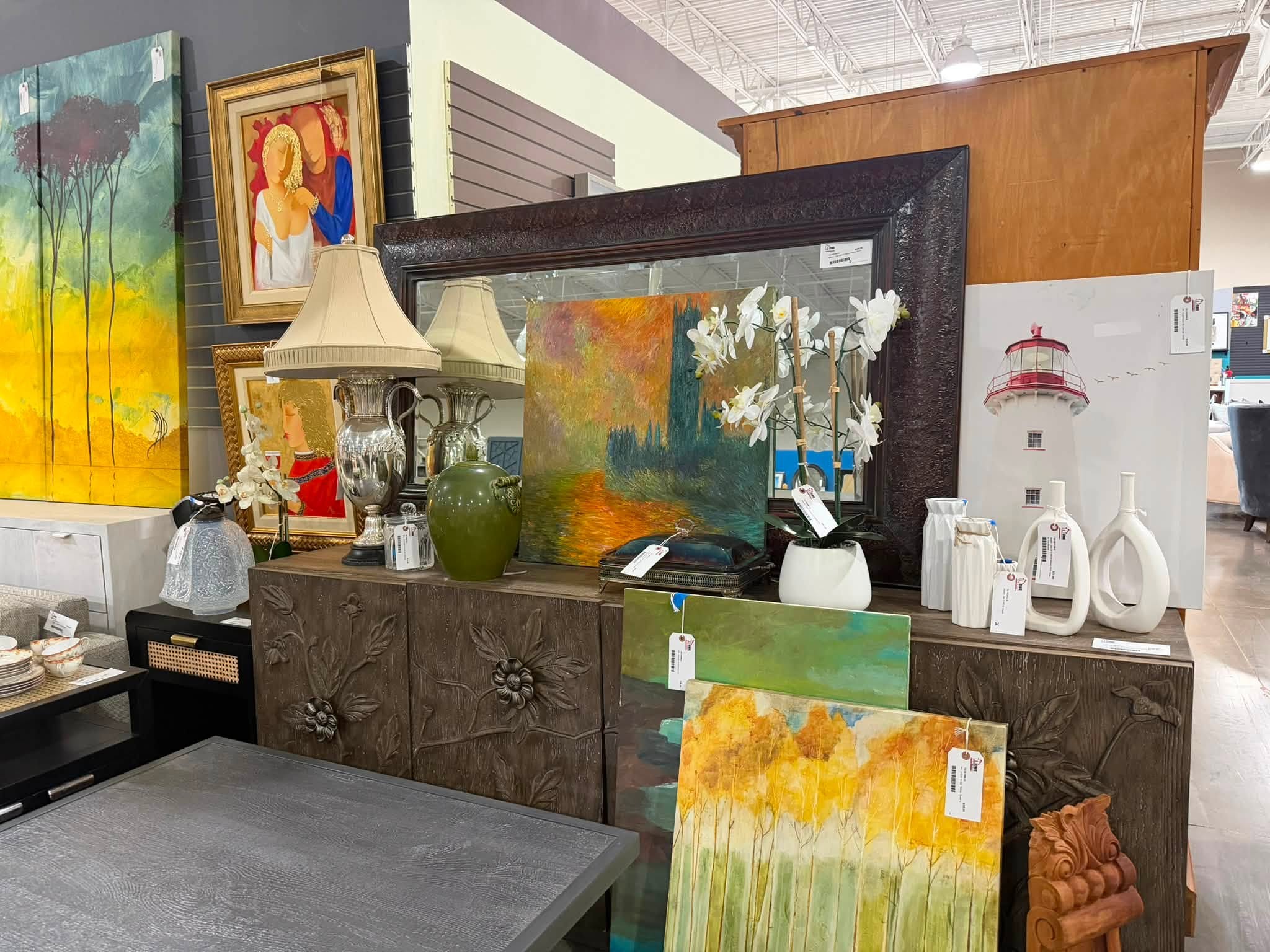 Home Consignment Center - Bee Cave Facebook ad: Upscale Consignment