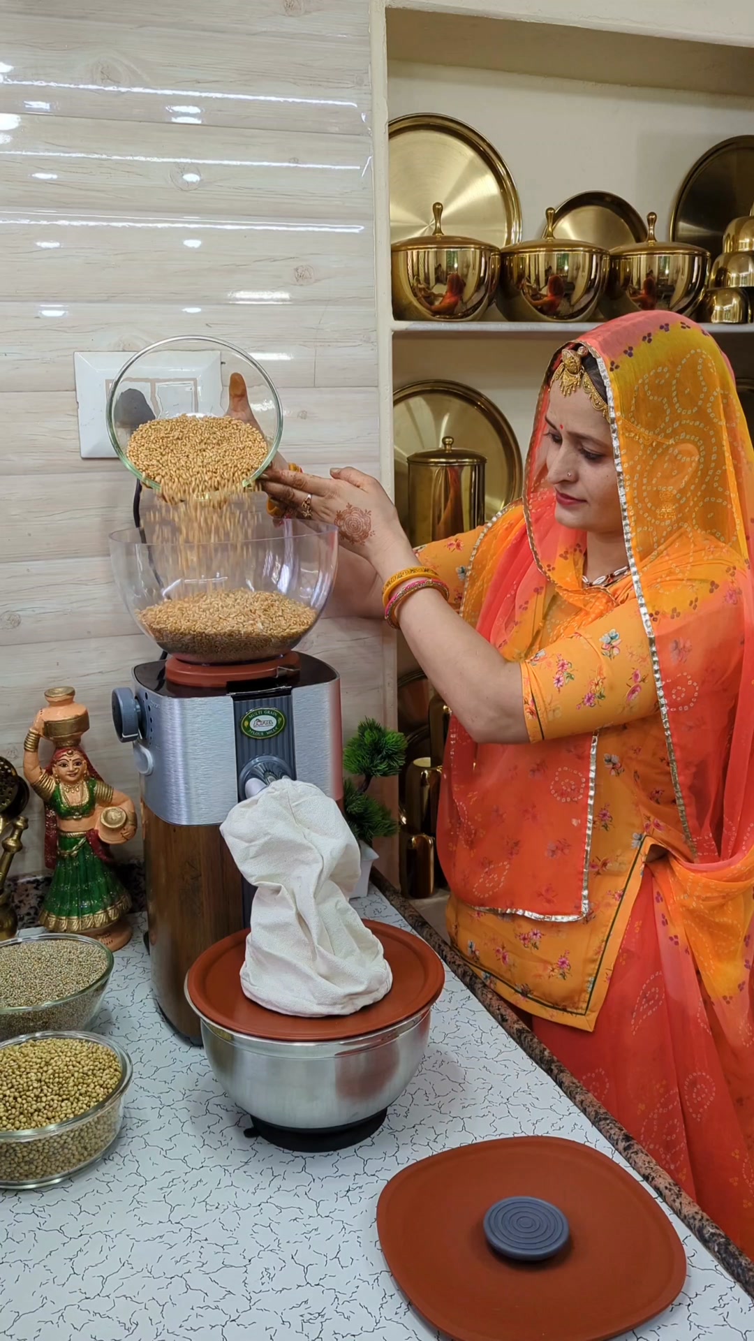RasoiShop Facebook ad: सॉफ्टेल मल्टी ग्रेन मिलेट मिल