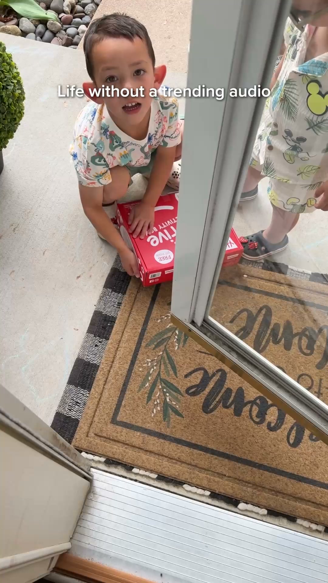 Spottedbykatie Facebook ad: Screen-free memories that make childhood shine.
