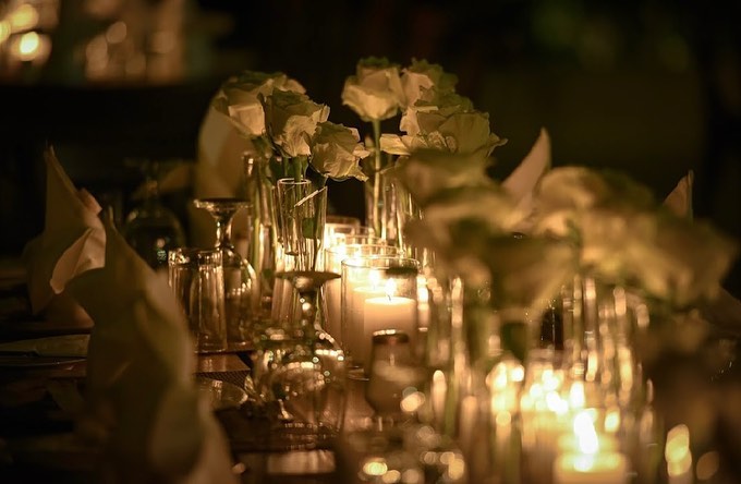 dandelions.events Facebook ad: Capturing the essence of a candlelit soirée.