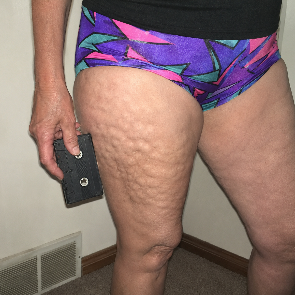 Susan Thompson Facebook ad: How Aerobics Women Are Erasing Their Cellulite