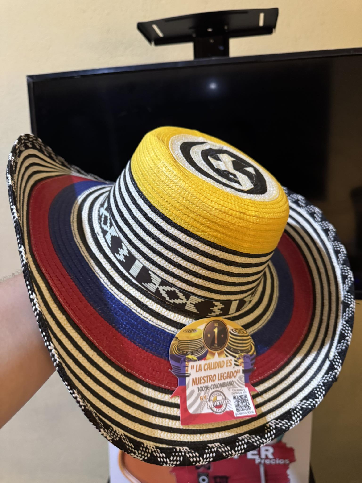 Mundo Super Precios Facebook ad: SOMBREROS COLOMBIANOS ORIGINALES ingresados septiembre 2025