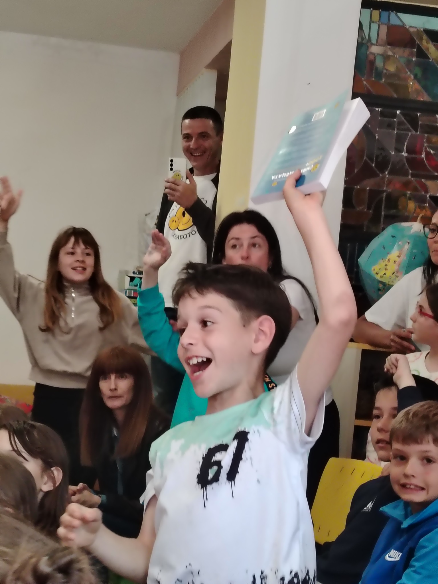 Ghid pentru petrecerea timpului liber în mod distractiv și educativ Facebook ad