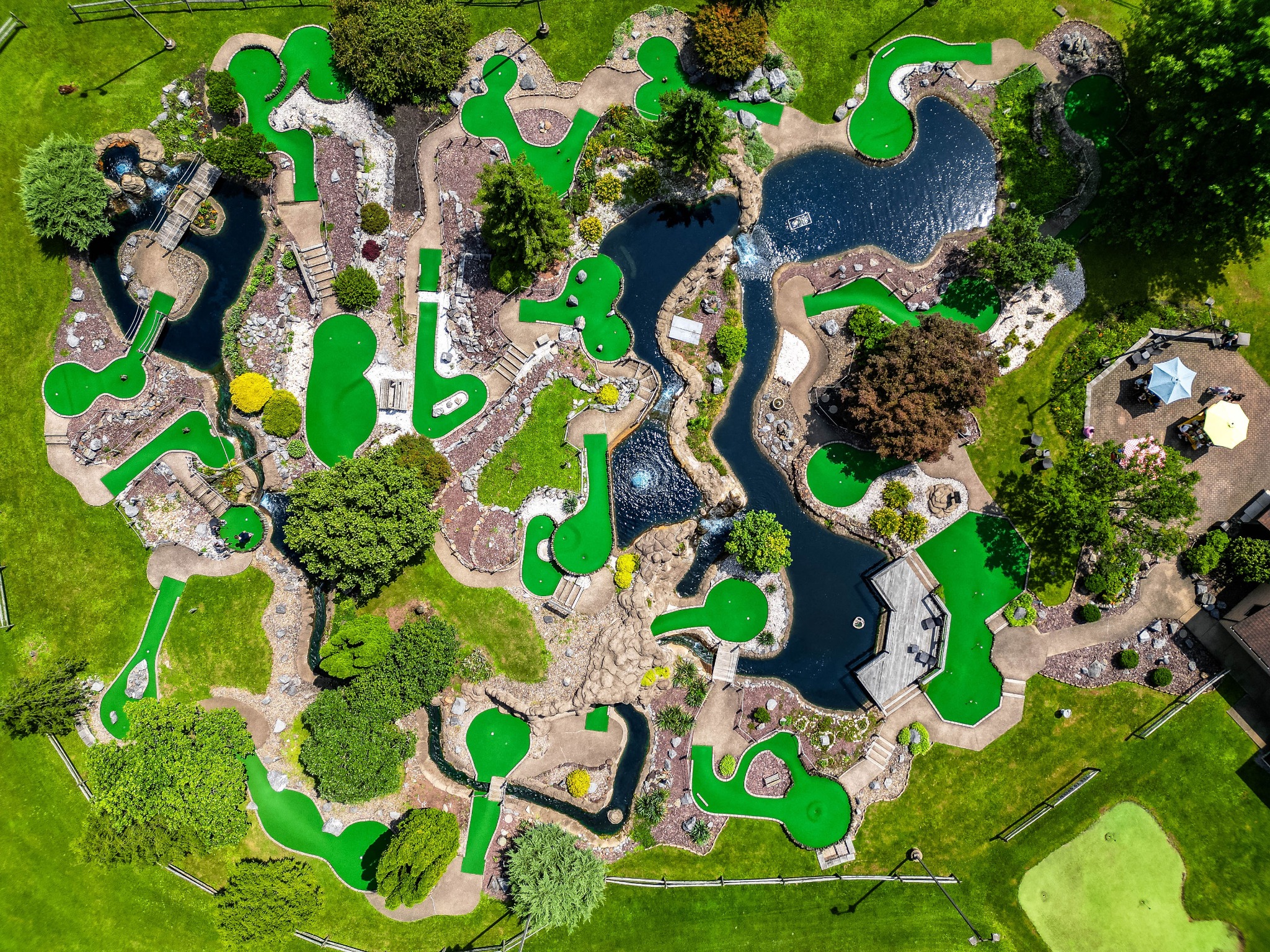 Tee To Green Golf Center Facebook ad: Tee To Green is a golf and entertainment…
