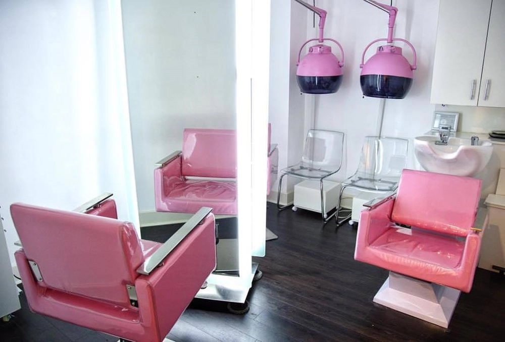 Salons by JC Scottsdale Facebook ad from May 12, 2026