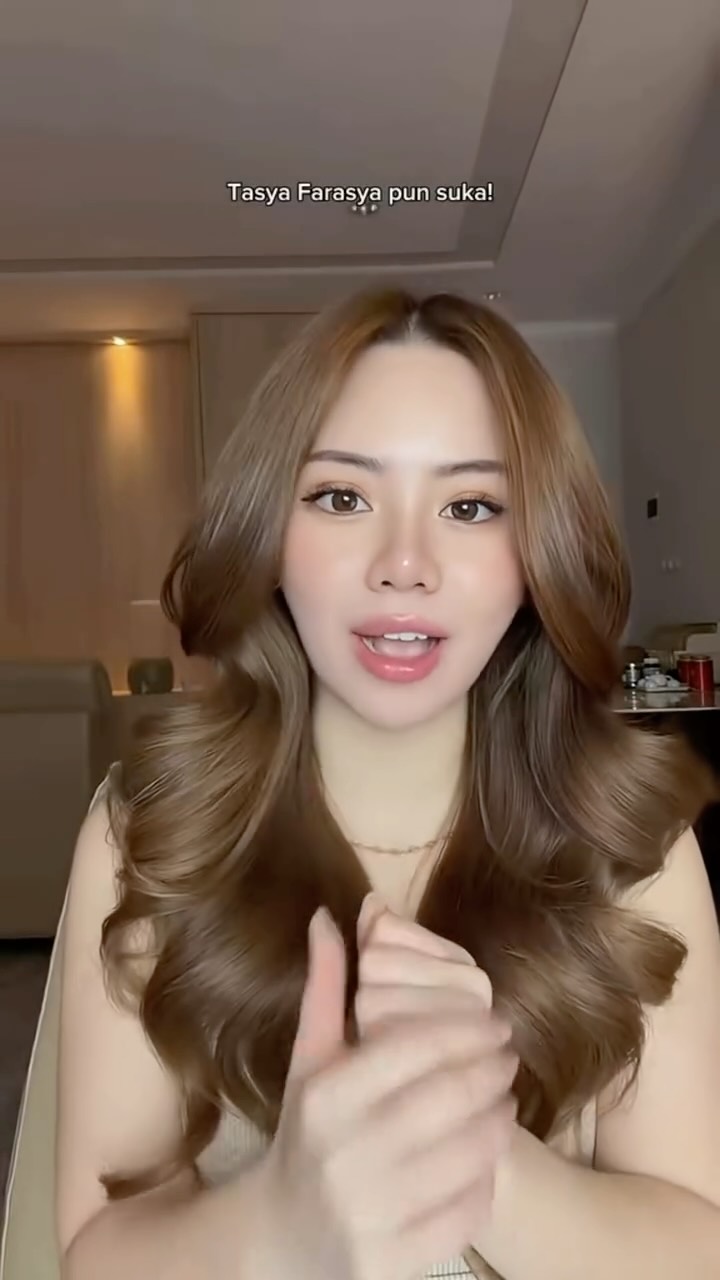 O'Sweet Singapore Facebook ad: No offense, tapi pujian dari mba salon tuh…