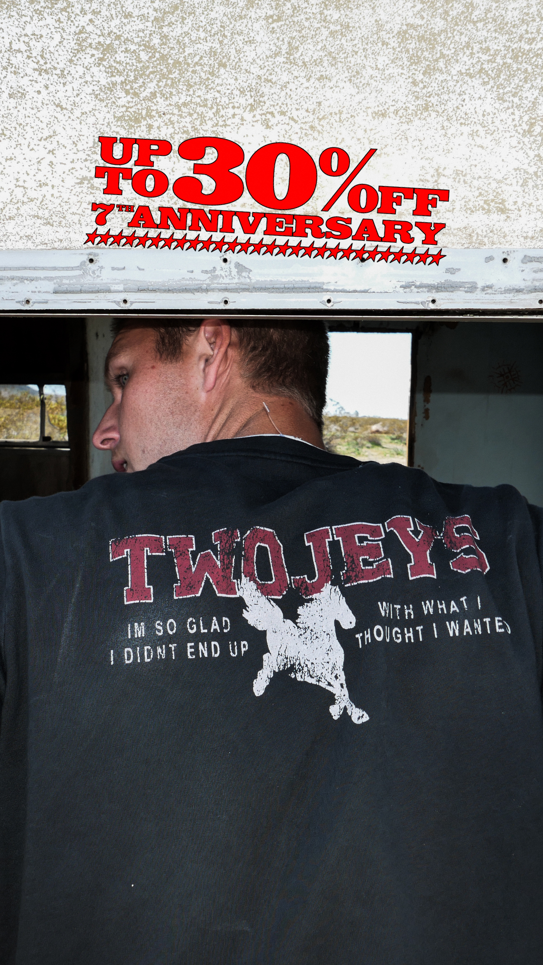 twojeys Facebook ad