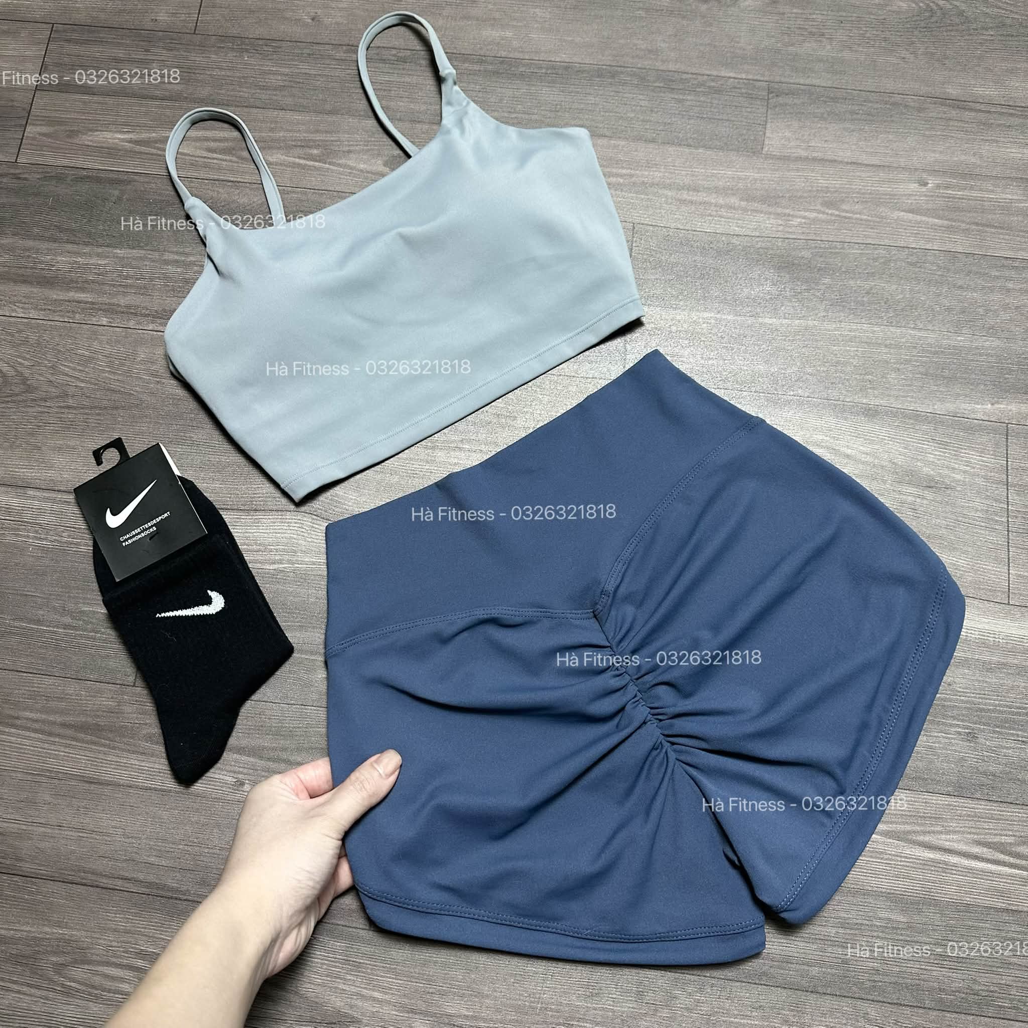 Hà Fitness - Chuyên đồ tập Facebook ad: Em sẵn nhiều set xinh phối sẵn