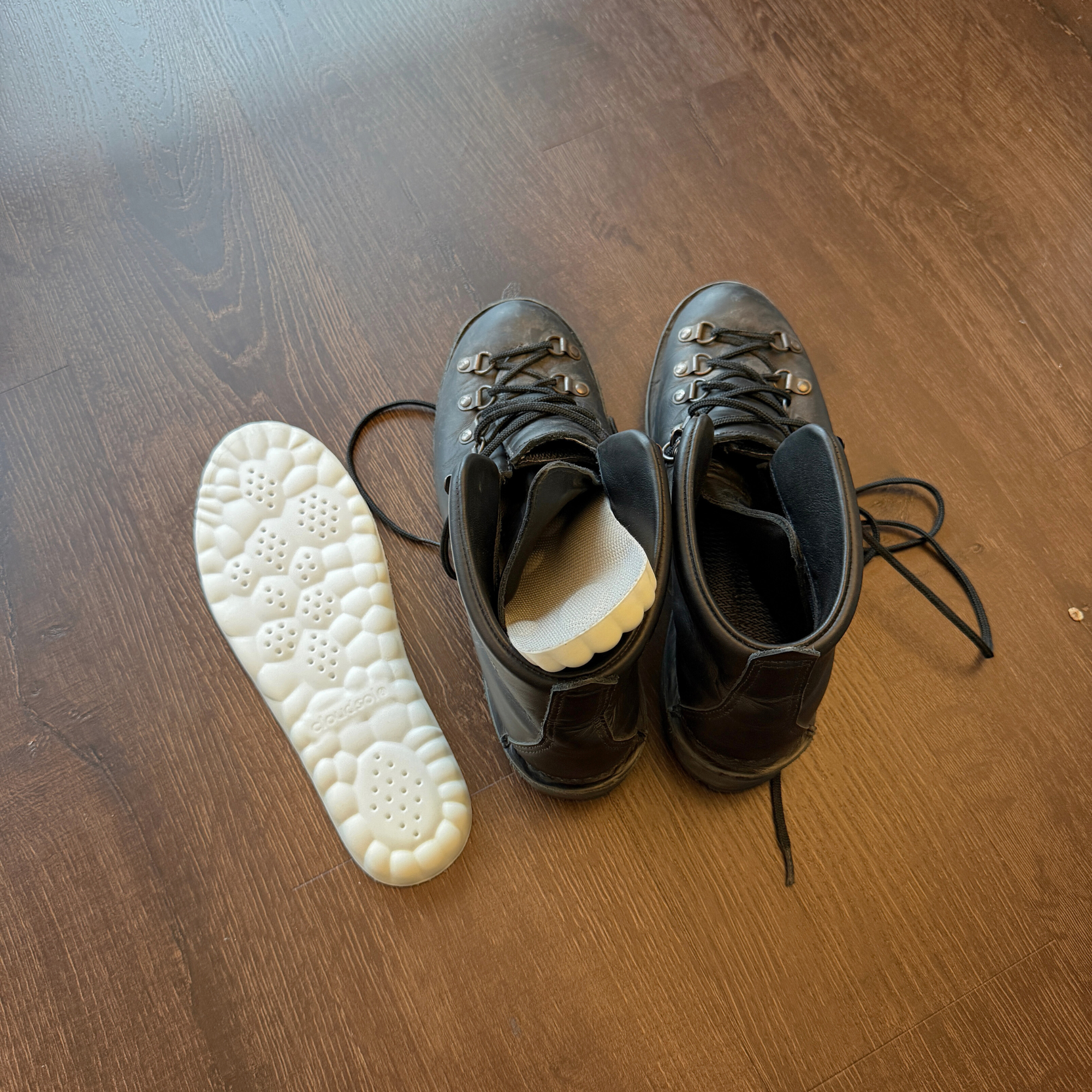 Robert Marsh Facebook ad: Start hiking after 50 without spending months getting in…