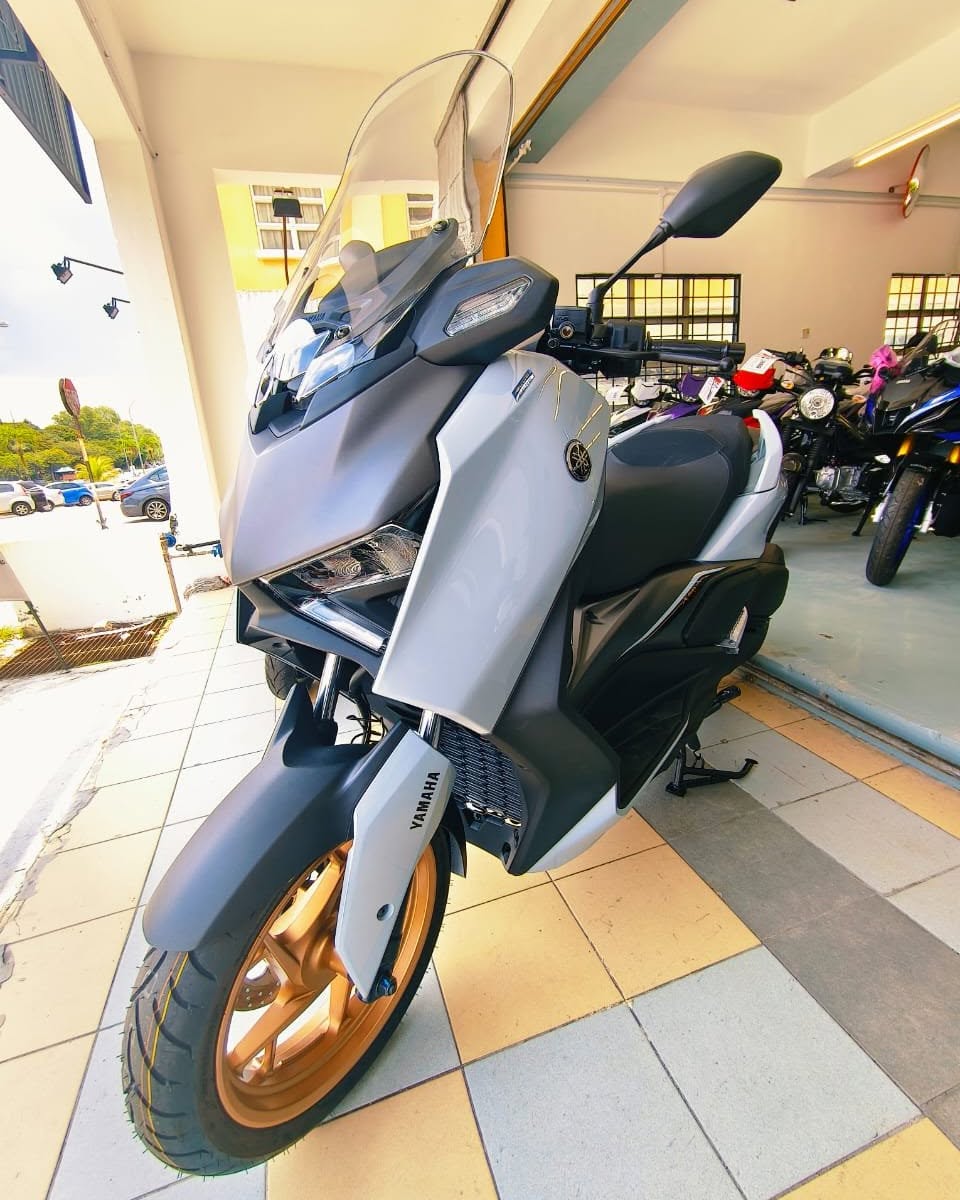 Mei Low Facebook ad: 2025 Yamaha Xmax V3 senang dan cepat urusan