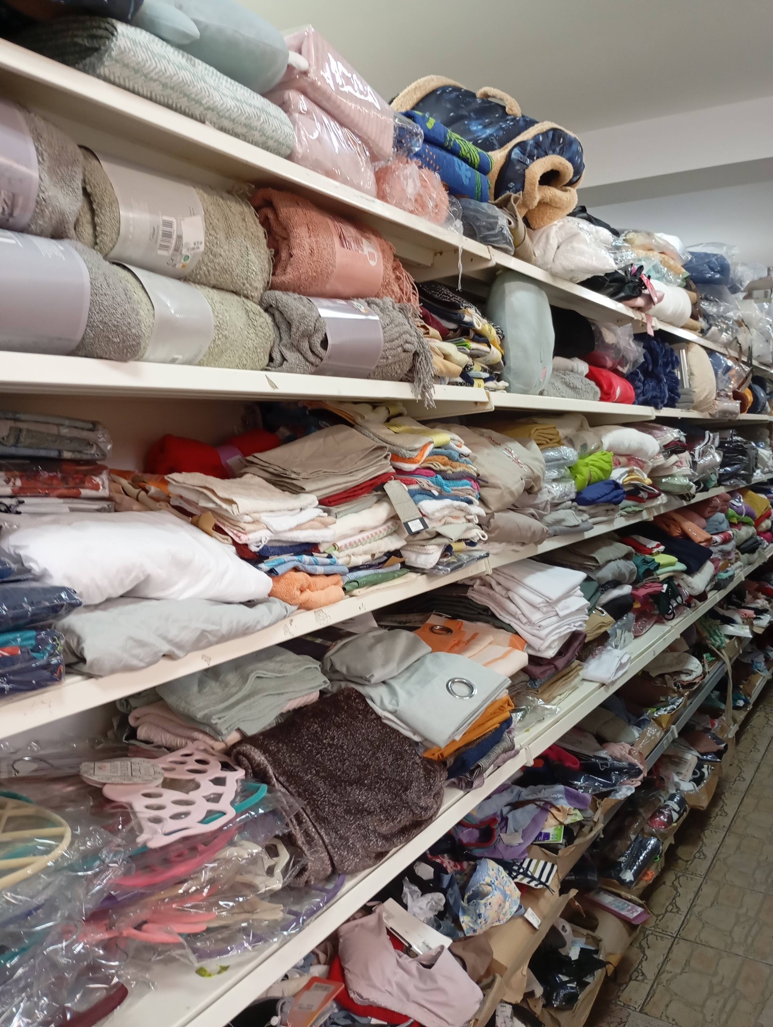 Chilipir Shop Crangasi Facebook ad: -30%REDUCERE La Toate Articolele Din Magazin