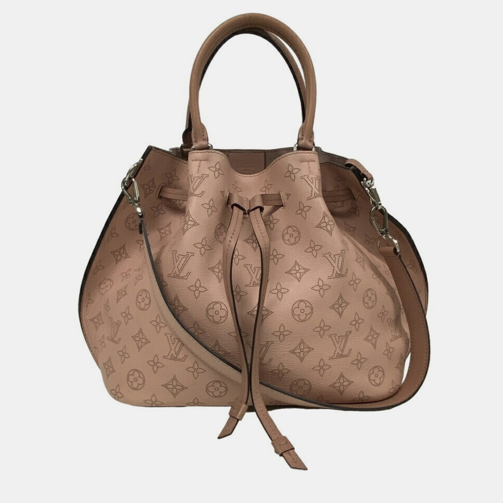 The Luxury Closet Facebook ad