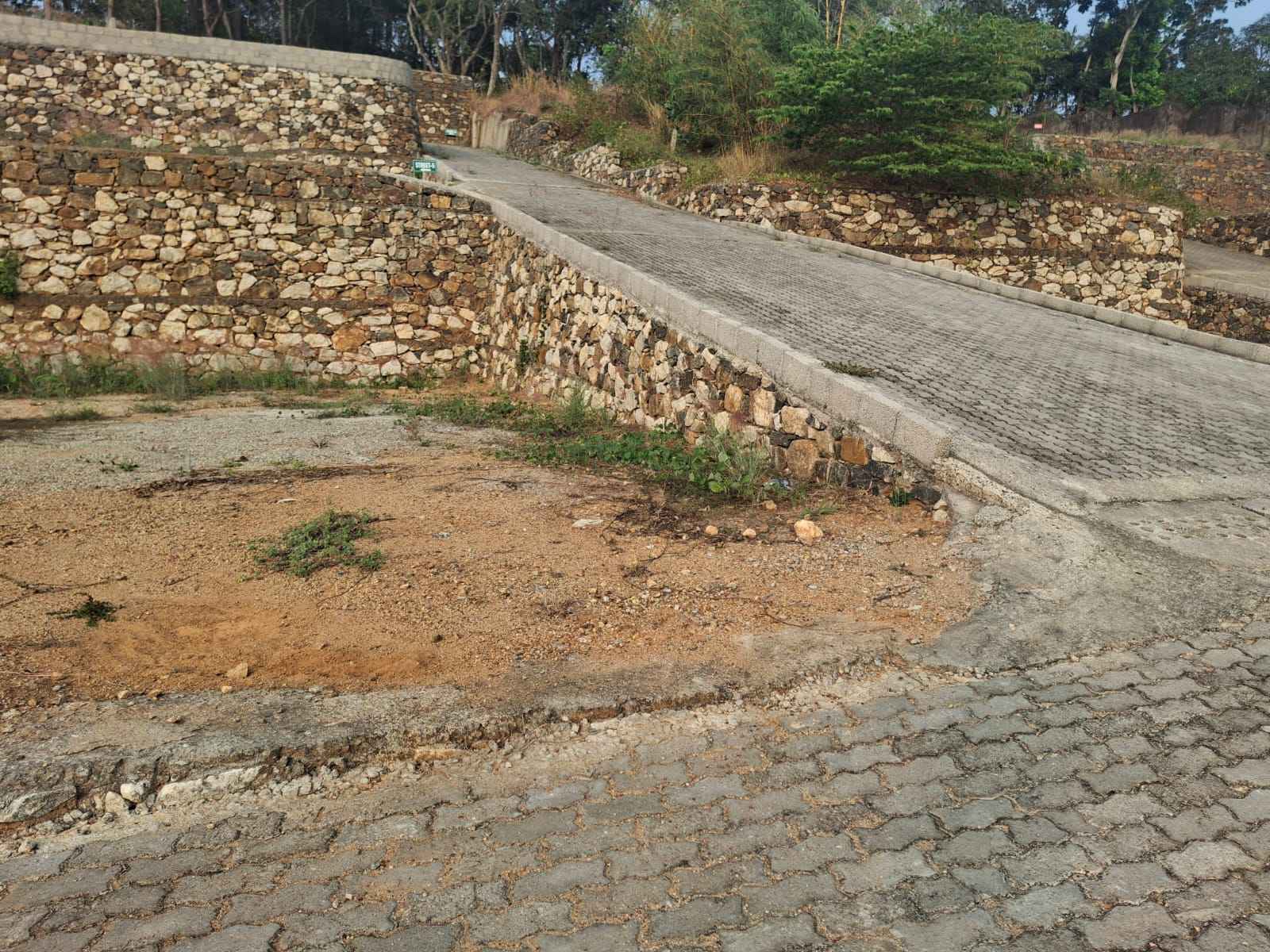 Raji Venugopal Facebook ad: 5 to 10 Cents Residential Plots at Chittazha Near…
