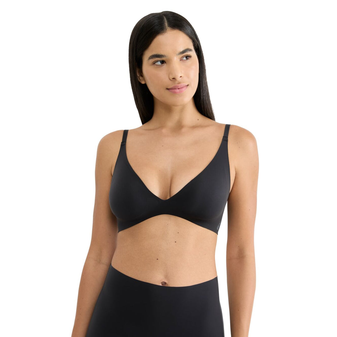 Triumph Facebook ad: A little treat for yourself?