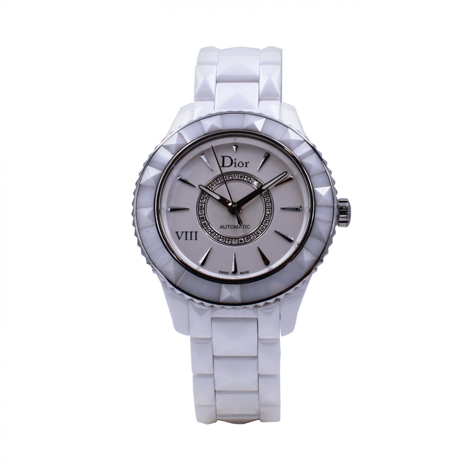 Corner Vintage Facebook ad: Montres de luxe d'occasion, 100 % authentiques et…