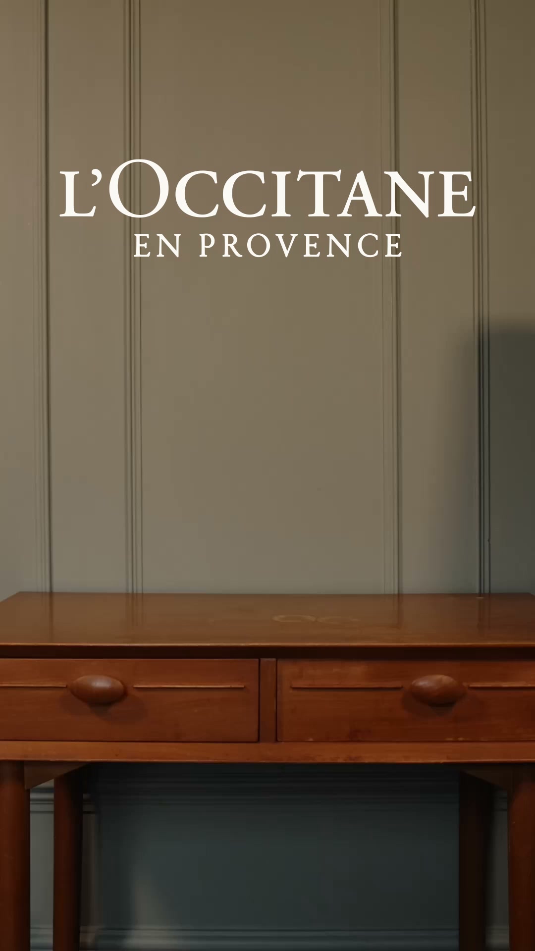 L'OCCITANE en Provence Facebook ad: Craft the surprise. Gift 24 moments of wonder.