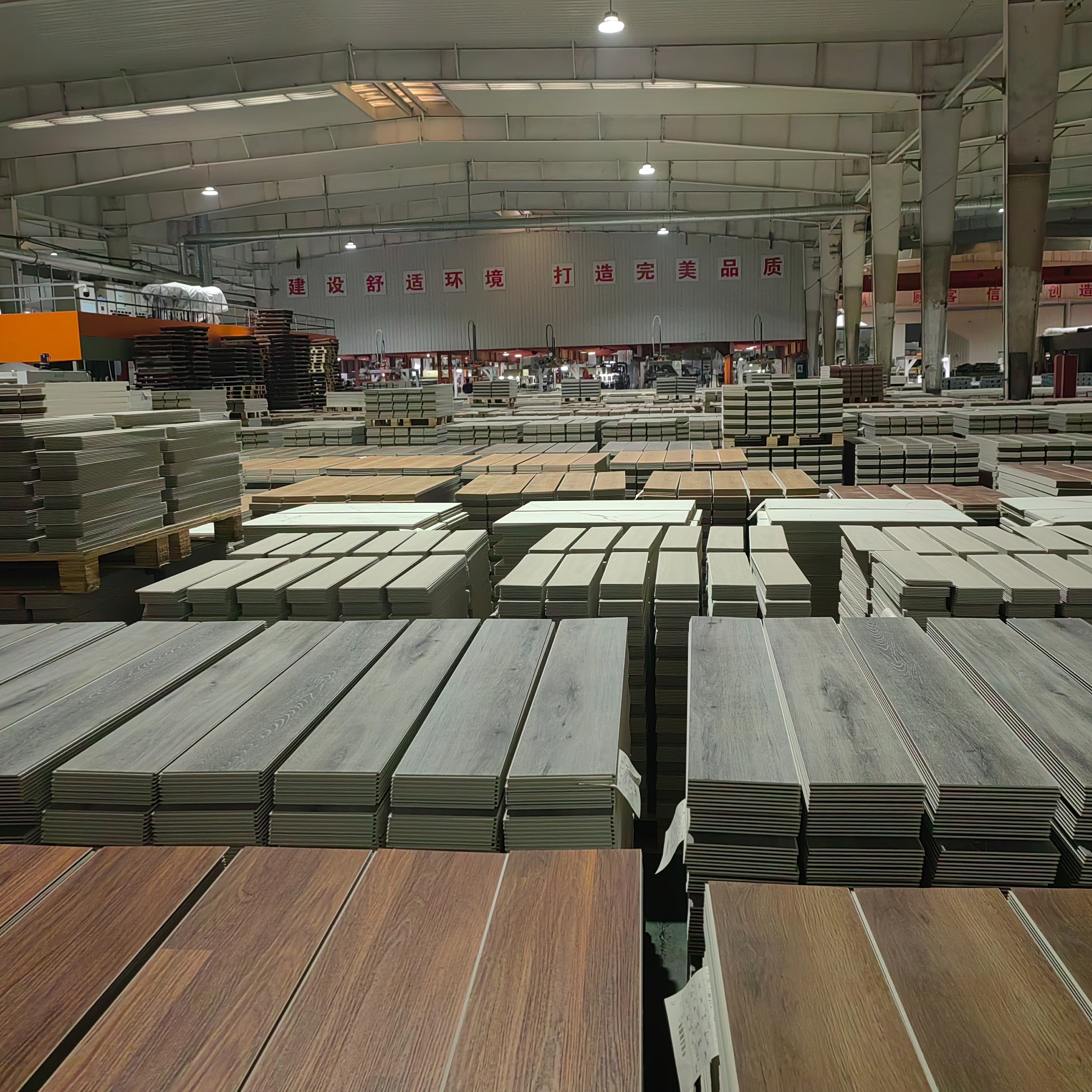 BossCai Flooring Facebook ad: Looking for a reliable flooring supplier in China?