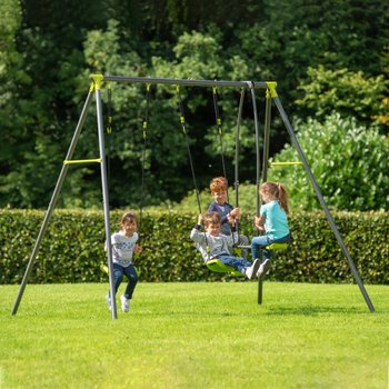 Smyths Toys Superstores DACH Facebook ad