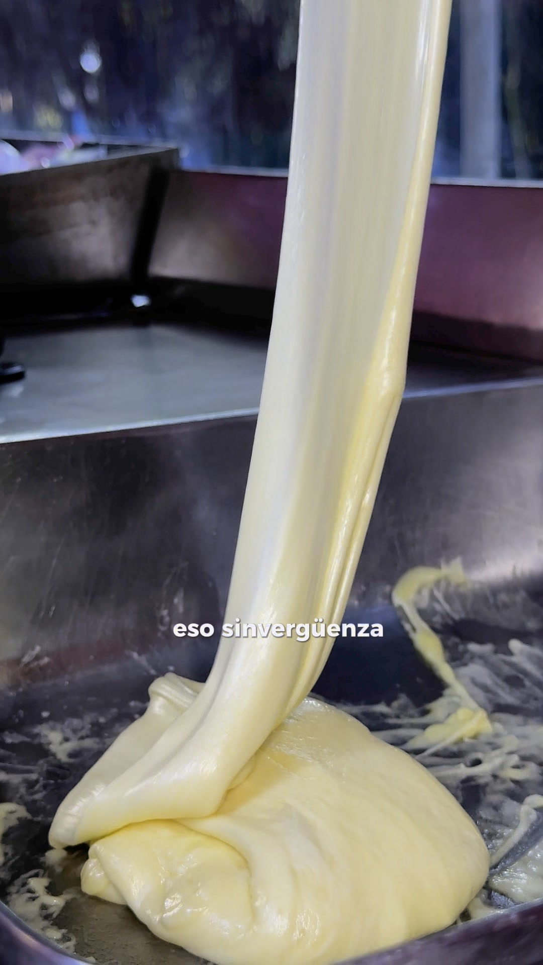 Hot Cheese Facebook ad: ¡Pide tu domicilio ahora mismo!