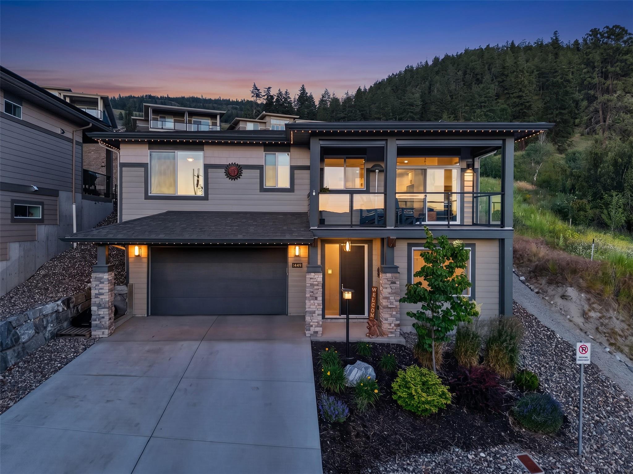 Vantage West Realty Inc - Real Estate ReThought Facebook ad: Check Out This Amazing New Listing