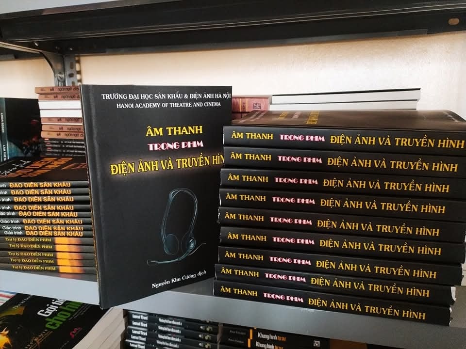 Nghiền Sách Facebook ad