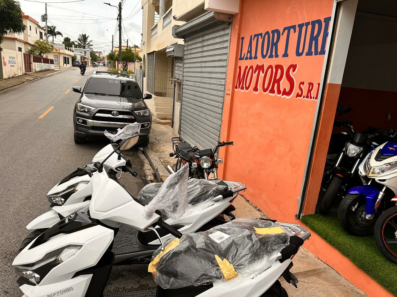 Moto Prestamos y Negocios Diversos Latorture Facebook ad: negocios diversos, préstamos e impotecas como también…