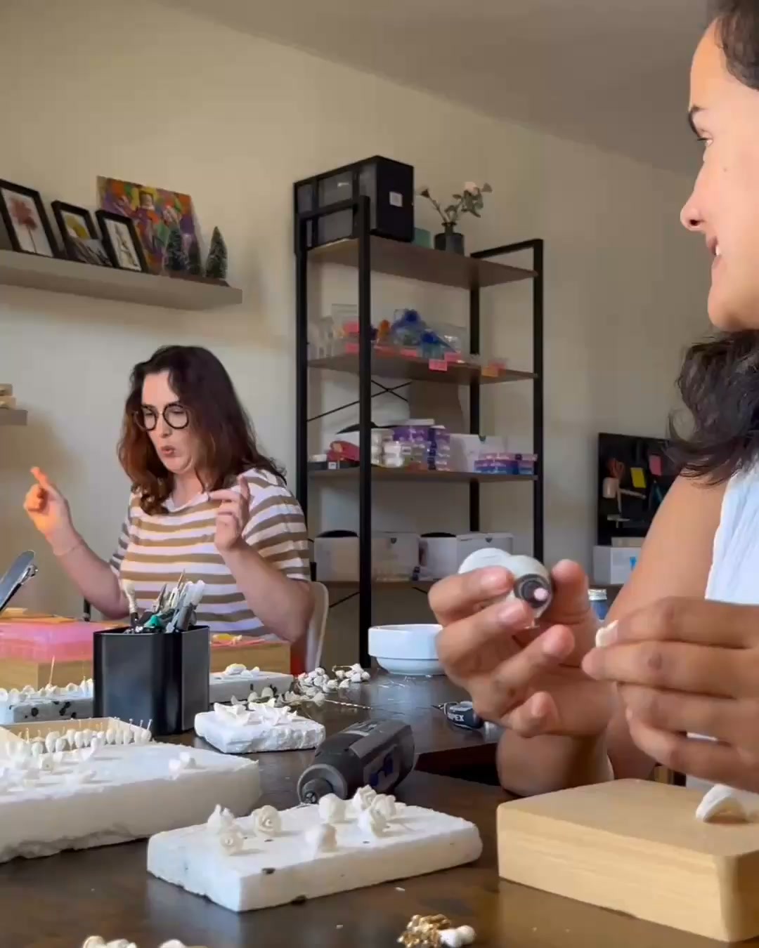 Atelier Armande Facebook ad: L'artisanat français à porter au quotidien
