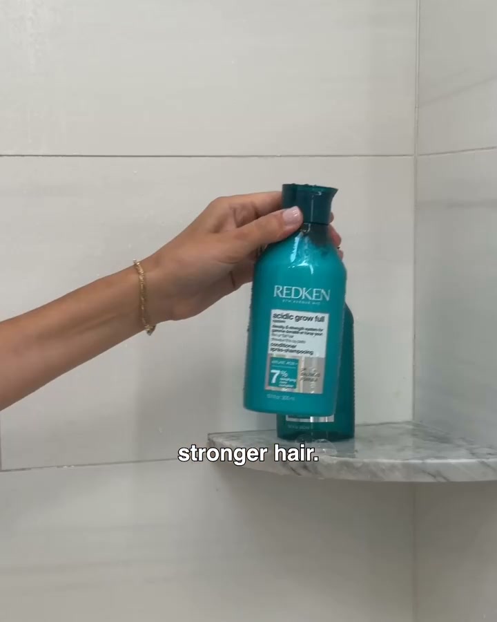 Redken Facebook ad: Acidic Grow Full System