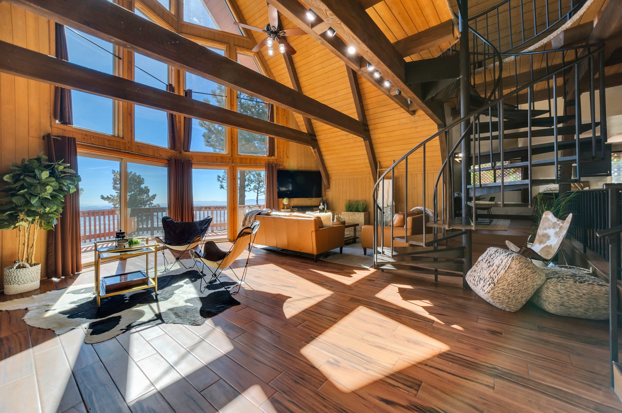Get Lost Inn - Vacation Cabins Facebook ad: Book a family vacation of a lifetime!