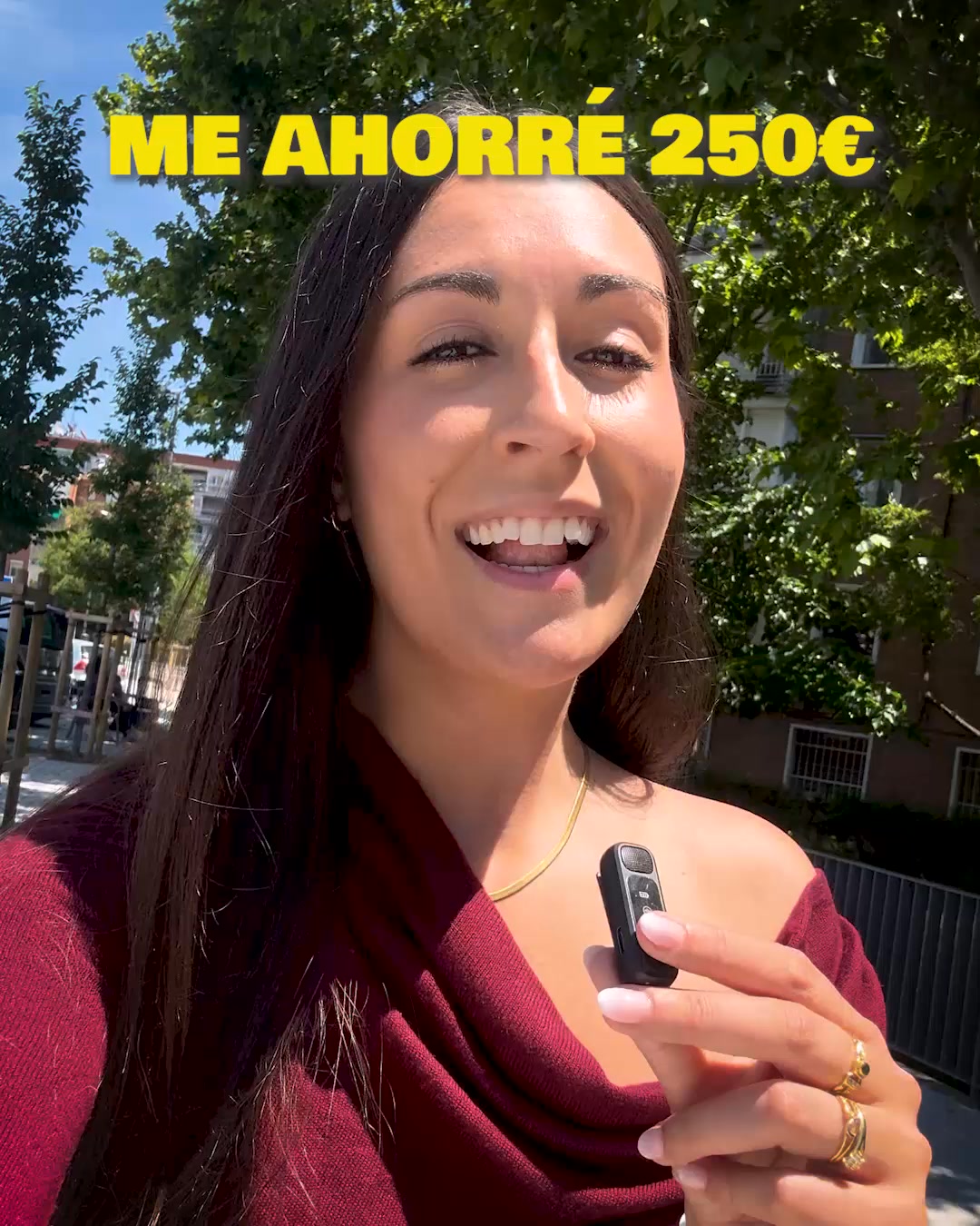 Selectra Facebook ad: Compara tu luz entre todas las compañías